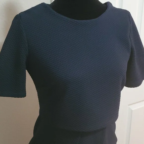Like New Asos Double Layer Textured Wiggle Dress Midi Size 8 Dark Blue - Picture 3 of 5
